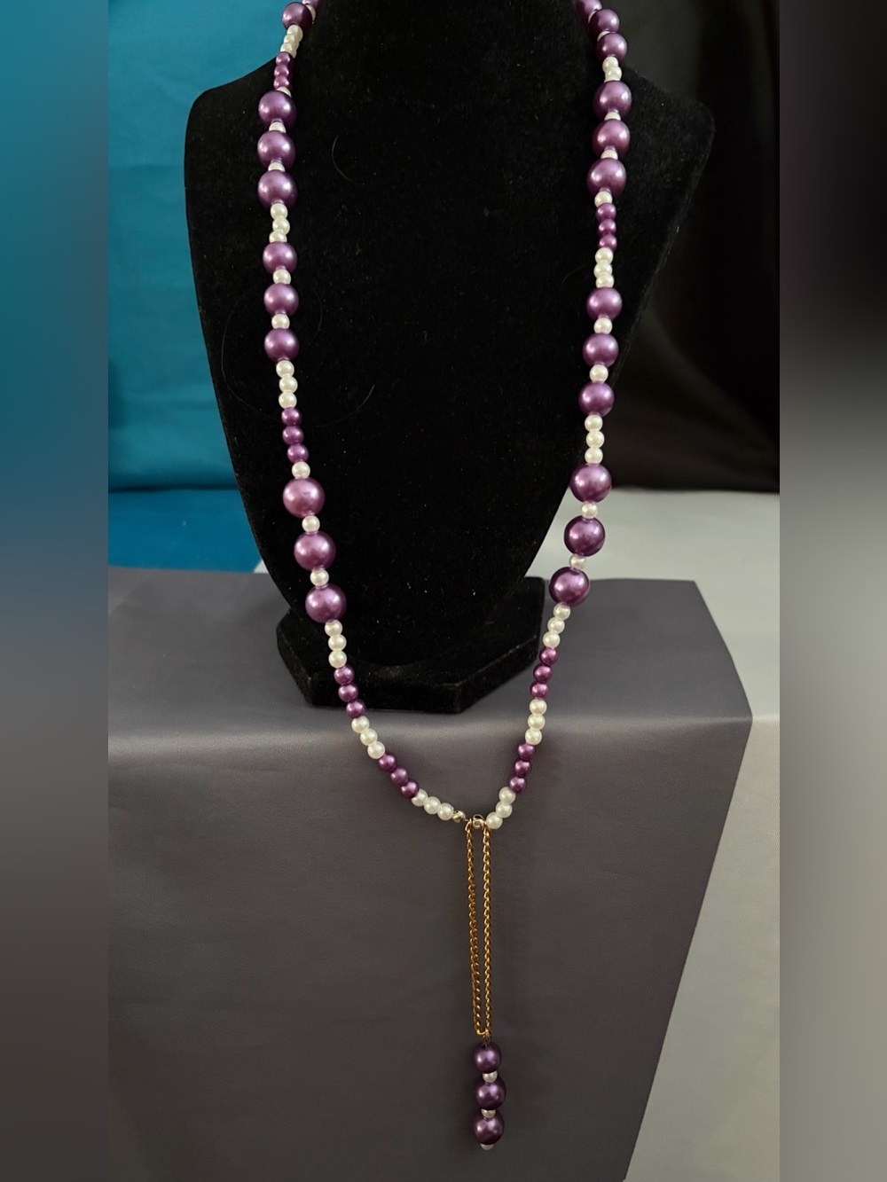Purple Pearl Beaded Necklace by